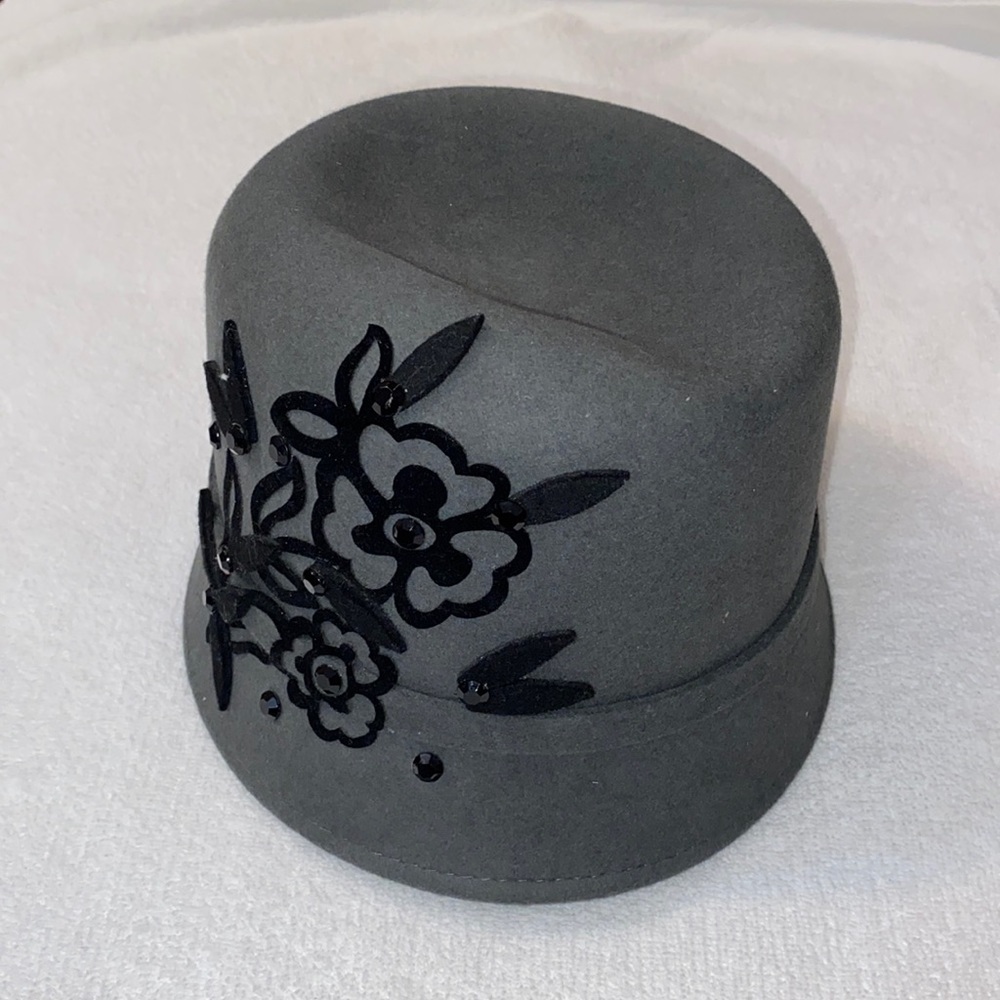 100% wool - Vintage style hat